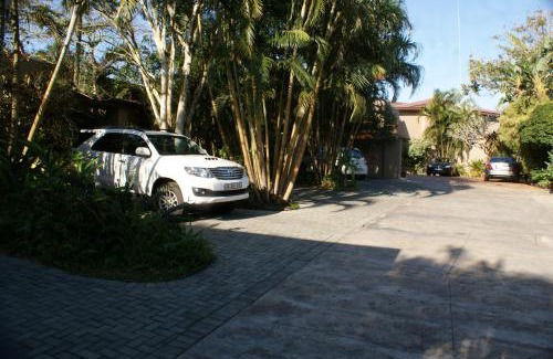 St. Lucia House | Ndiza Lodge and Cabanas