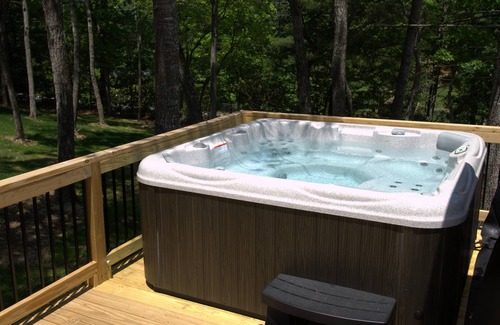 Fairview House | Near Asheville*Hot Tub* New Home*Mountain Views*family friendly*Fire pit