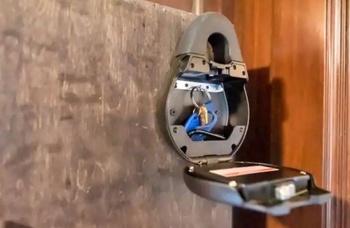 Central West End Apartment | Near Barnes-Jewish, BJC | Wash U | Extended Stays | Free Parking