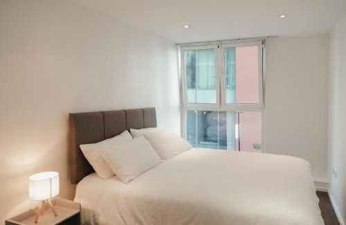 Docklands Apartment | near Canary Wharf London O2 Arena Apartment