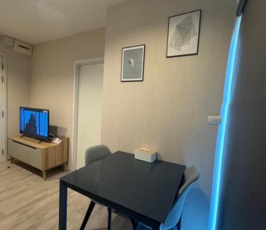 Bang Rak Phatthana Apartment | Near central westgate at bangyai 80