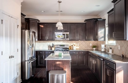Steele Creek House | Near CLT Airport - 4BD - Backyard - Balcony