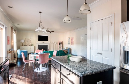 Steele Creek House | Near CLT Airport - 4BD - Backyard - Balcony
