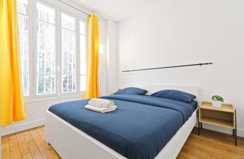 Faubourg Saint-Germain Apartment | Near Eiffel Tower Luxurious 1 Bedroom Apartment with Free Netflix