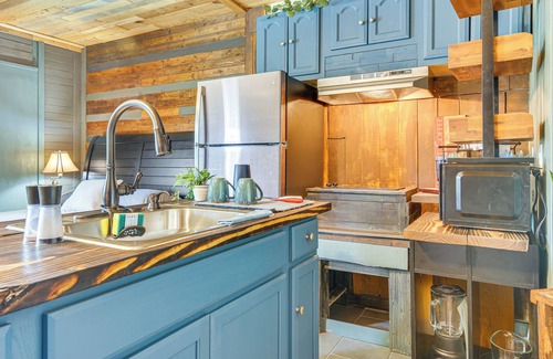 Brownsville Apartment | Near Historic Battlefield Trail: Studio w/Patio!