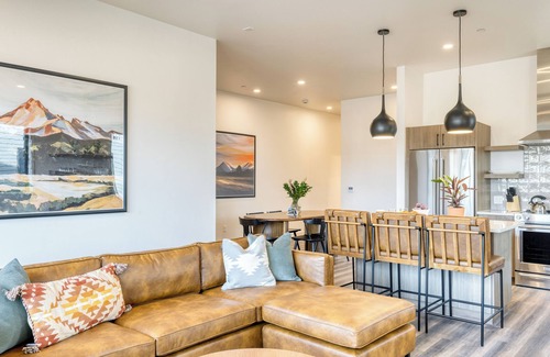 Bend House | Near Old Bend, Hot Tub | 2 Units - Family | Aerie