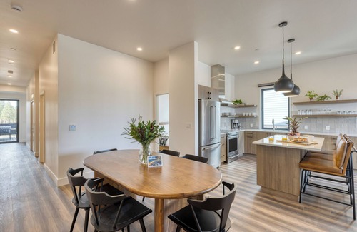 Bend House | Near Old Bend, Hot Tub | 2 Units - Family | Aerie