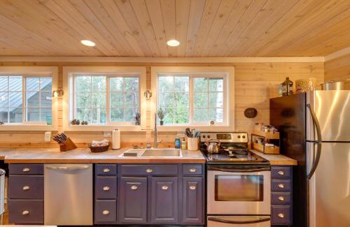 McCall House | Near Payette Lake! Cabin with Outdoor Space