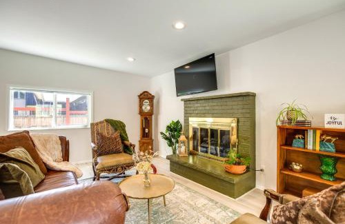 Kipling House | Near Shops and Eats Elegant Home in Wheat Ridge!