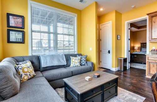 Indian Point Apartment | Near Silver Dollar City! Condo with Indoor Pool