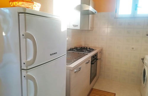 Otranto House | Near The Beach And The Center Of Otranto - Apartment Eleonora 5 Places