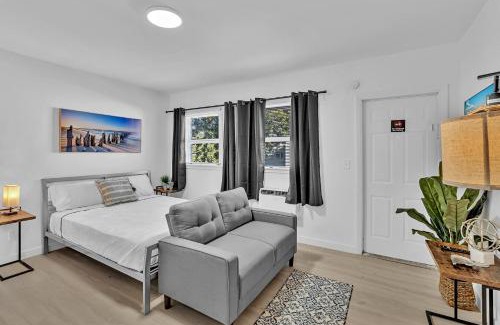 Downtown Hollywood Apartment | Near The Beach On Hollywood Blvd Great Suite D6