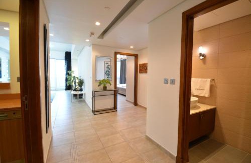 Palm Jumeirah Apartment | Near to Nakheel Mall Swimming Pool and Sea View