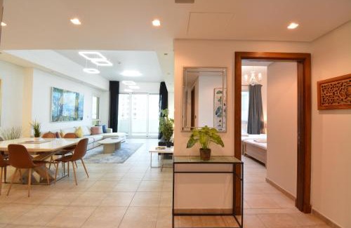 Palm Jumeirah Apartment | Near to Nakheel Mall Swimming Pool and Sea View
