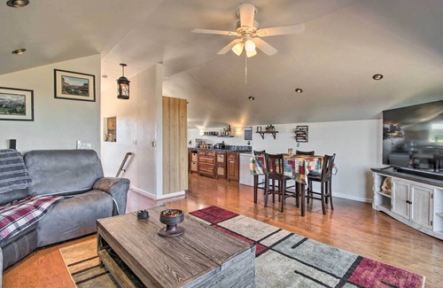 Show Low House | Near White Mountain Lake: Home w/Balcony & Patio