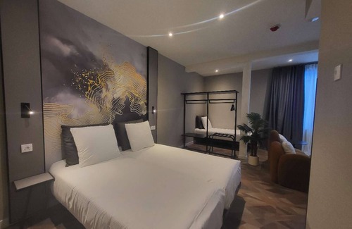 Assendelft Hotel | Nebula Hotel by INE'S