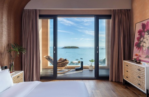 Shantou Hotel | Nemo's Home seaside INN