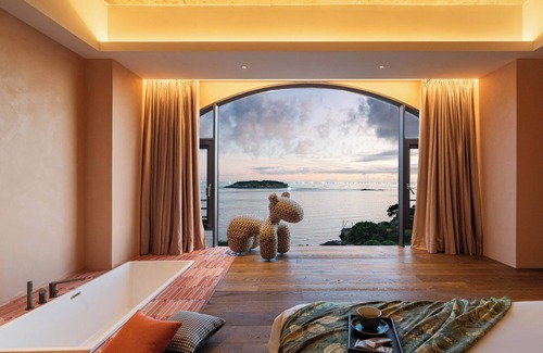 Shantou Hotel | Nemo's Home seaside INN