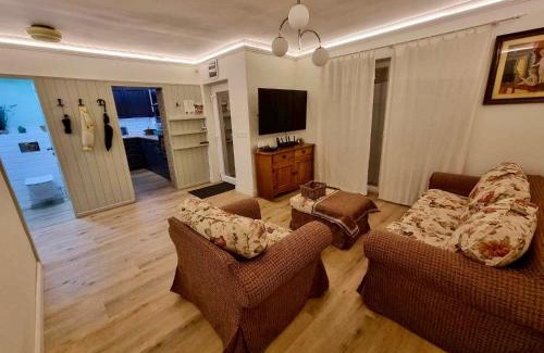 Csopak Apartment | NEON Apartman Csopak Balaton, large botanical garden, bicycles, pet&family friendly, outside kitchen,