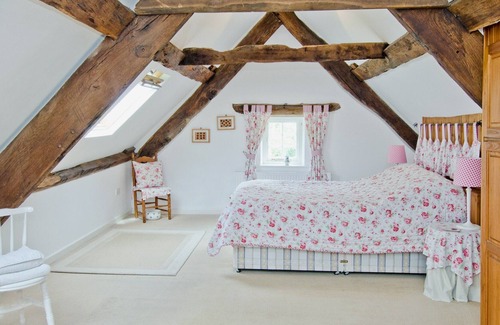 Blakeney Cottage | Nestling in an historic hamlet on the edge of the Forest of Dean and close by the River Severn.