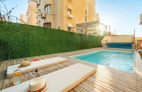 Netanya Apartment | Netanya Beach & Pool Chic Studio