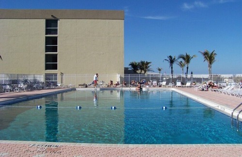 Nettles Island House | Nettles Island Beauty By The Beach!