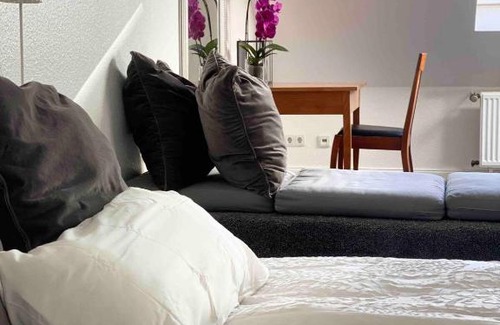 Innenstadt Apartment | Neuss Zentrum 70qm Maisonette-Wohnung in Stadthaus