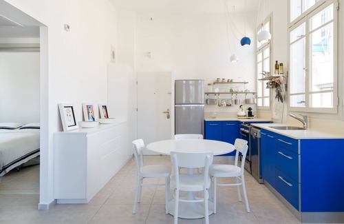 Neve Tzedek Apartment | Neve Tzedek - Boutique 2 Bed & Balcony Apartment
