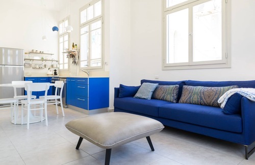 Neve Tzedek Apartment | Neve Tzedek - Boutique 2 Bed & Balcony Apartment