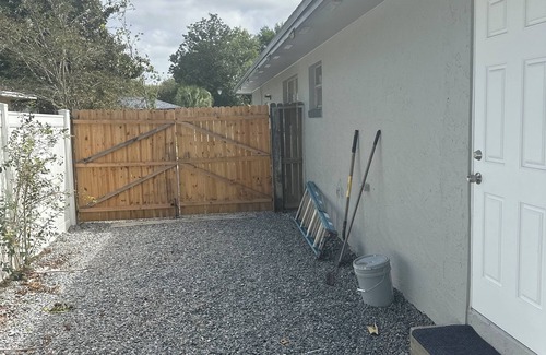 Doctor Phillips Apartment | New 1 Bedroom suite with full kitchen, living room and bathroom