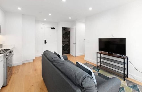 Inner Mission Apartment | New 1 BR Condo with BBQ Grill - San Francisco Life Real Estate
