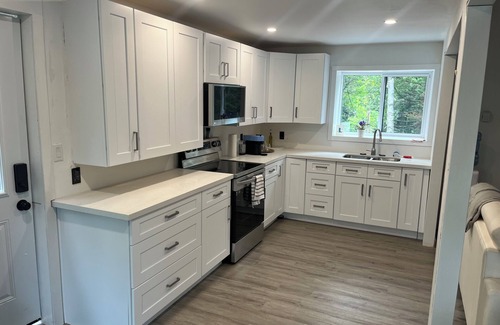 Hastings Highlands Cottage | New 2-bedroom cottage in Bancroft Ontario, fully renovated on the lake
