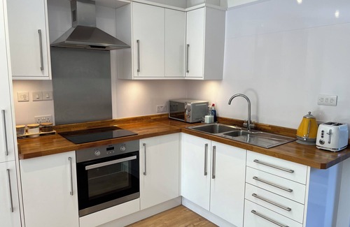 Oxford House | *NEW* 2 bedroom house