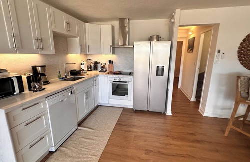 Nettle Bay Villa | new 2-bedroom water front villa enchanting Saint Martin with WiFi, AC