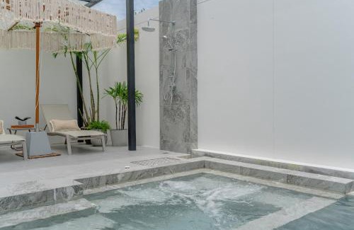 Ao Nang Villa | New 3BR Pool Villa w Jacuzzi Ao Nang Krabi