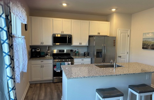 Selbyville House | New 4 bedroom house in Schooner Landing. Minutes to the beach. Pet friendly.