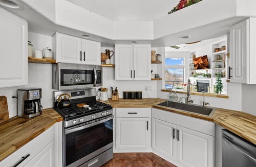 West Sedona House | New 4 Bedroom - Superbly Sedona