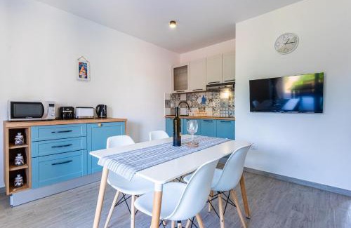 Cres Apartment | New 4 star apartment M&A in town Cres