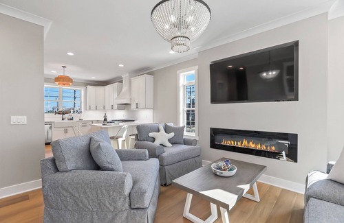 Surf City House | NEW 5-bedroom house 7 Houses to beach w/Elevator, Pool, Outdoor Kitchen&Fire Pit