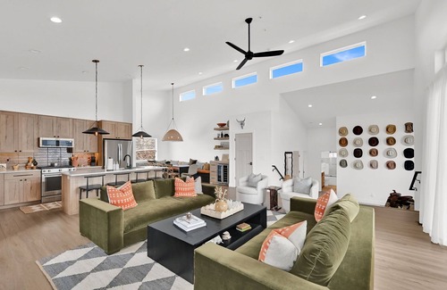 Eden House | NEW 5 Bedroom House Eden Powder Mountain Views & Golfing