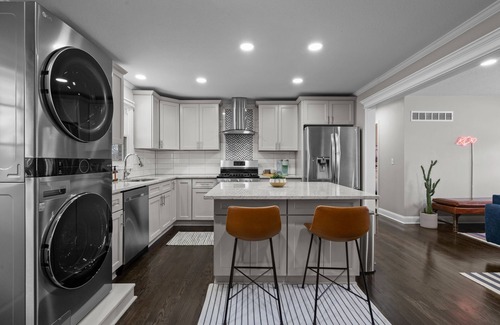 Northeast Kansas City House | New! 5mins to DT, 10 mins to Arrowhead, 2-Units!