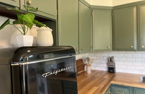 Stamford House | NEW 8 sleeper w/GAMES ROOM, 2 living spaces