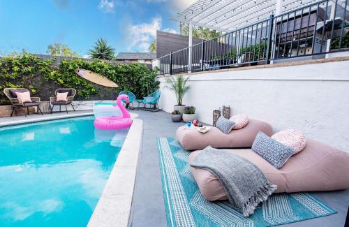Golden Hill House | NEW Amazing Paradiso Urbano – POOL;SPA;GAMEROOM