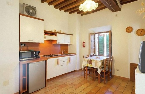 Montecastelli Apartment | (NEW) Apartment (C) with swimming pool, jacuzzi and tennis court in Tuscany
