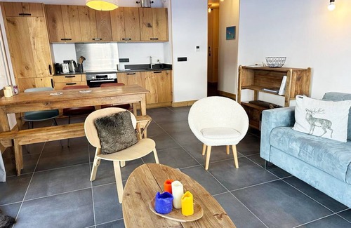 Champagny-en-Vanoise Apartment | New apartment with terrace and parking in Champagny-en-Vanoise