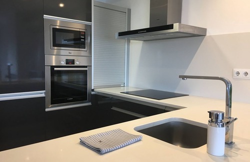 Llanca Apartment | New apartment, high standing, 180º panoramic view of the sea.