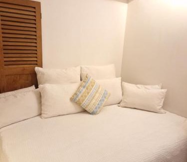 Burgwallen Nieuwe Zijde Apartment | New Apartment in the Heart of Amsterdam