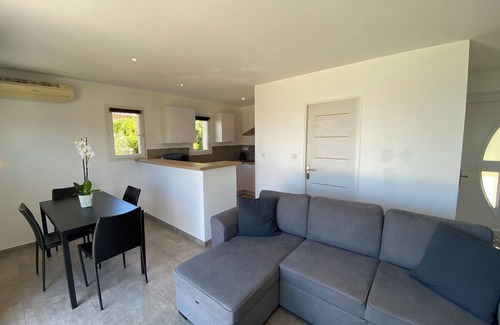Saint-Florent Apartment | New apartment with magnificent view of Roya beach PROMO October November