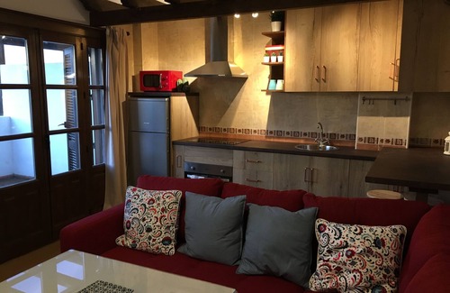 Carataunas Apartment | New apartment with incredible views, fireplace and pool.