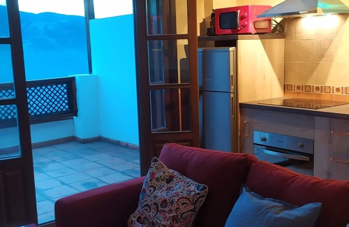 Carataunas Apartment | New apartment with incredible views, fireplace and pool.